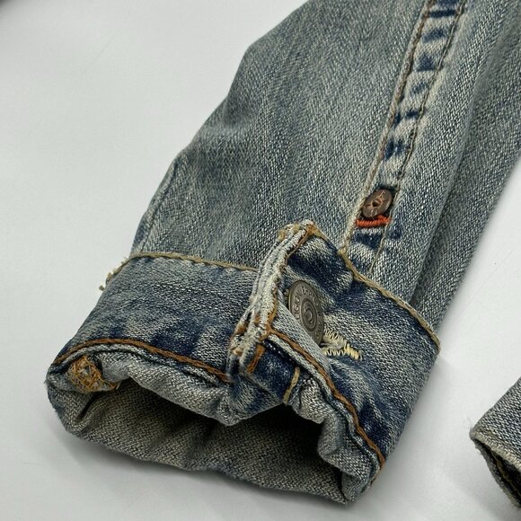 True Religion Jimmy Women's Size Large Light Wash Distressed Denim Jean Jacket - Picture 3 of 10